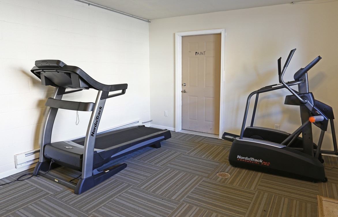 2130 County Rd E - Photo 4 of 50