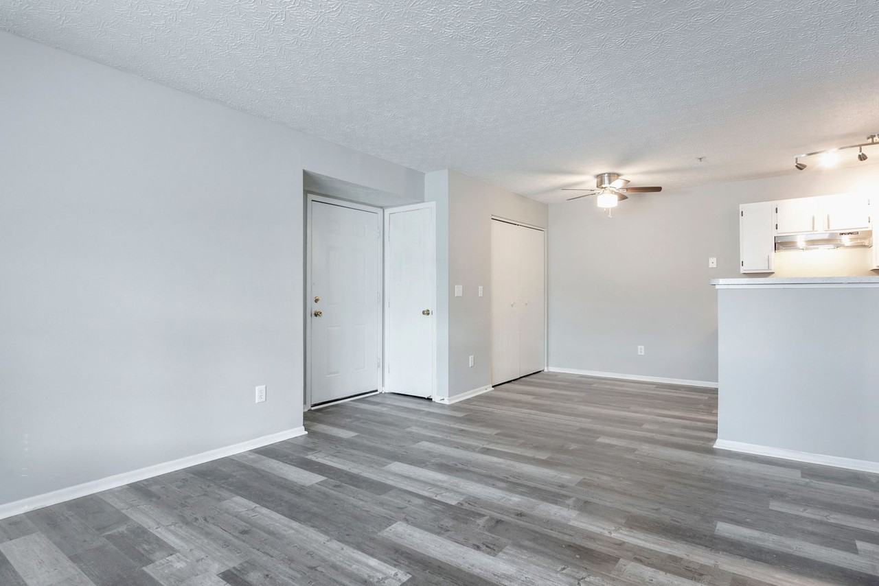 Worthington Woods - Photo 4 of 23