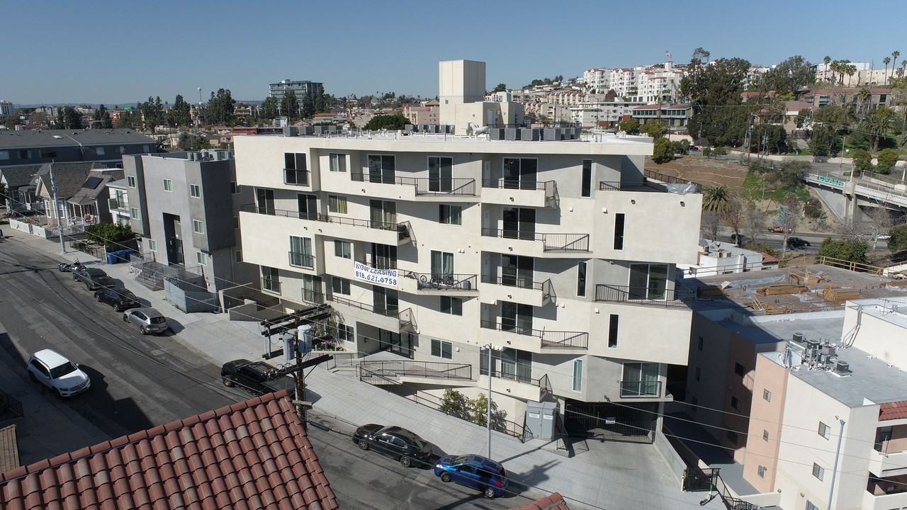 Bunker Heights Apartments - Photo 3 of 20