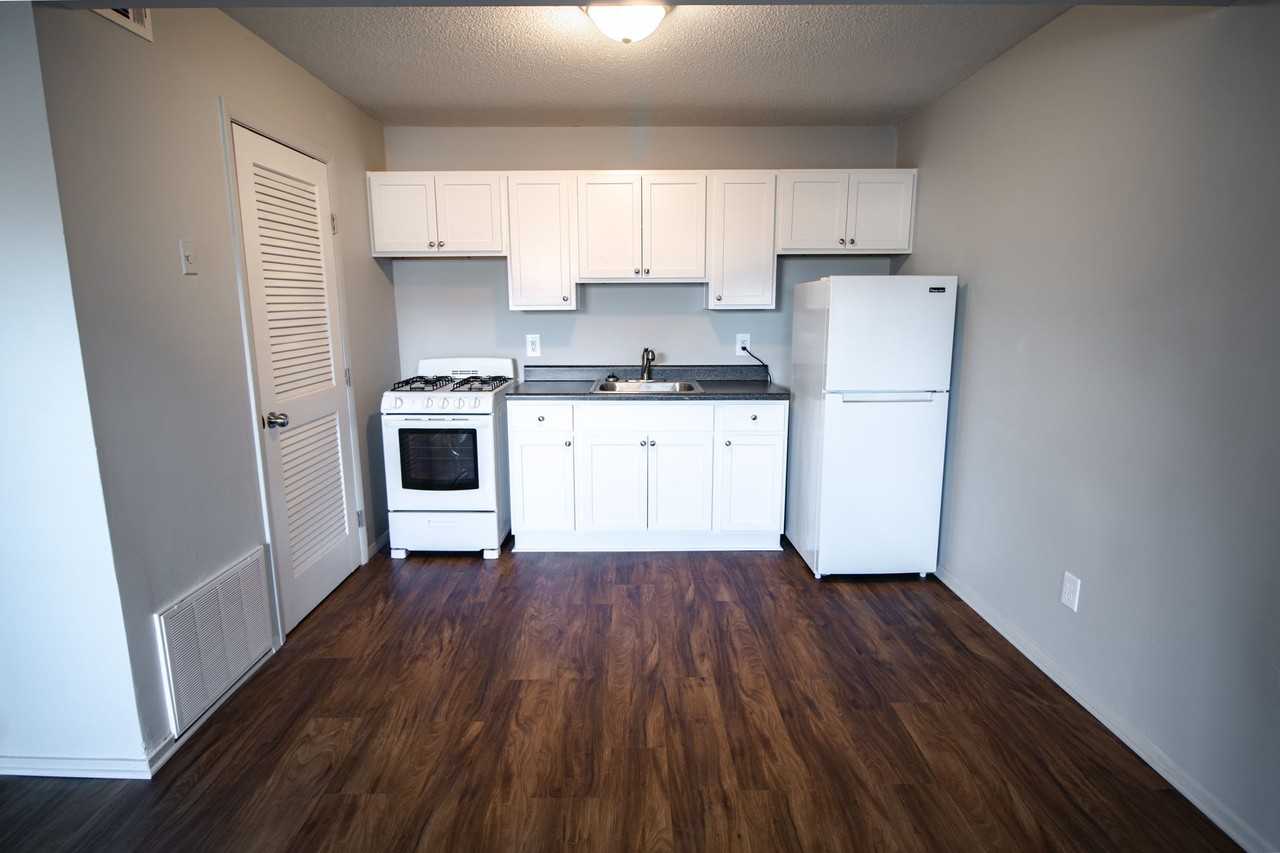 806 East 14th St. - Photo 2 of 2