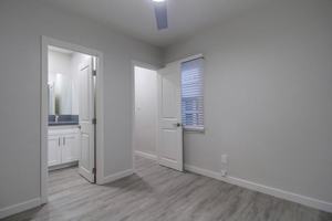 featured image of 4449 Florida St