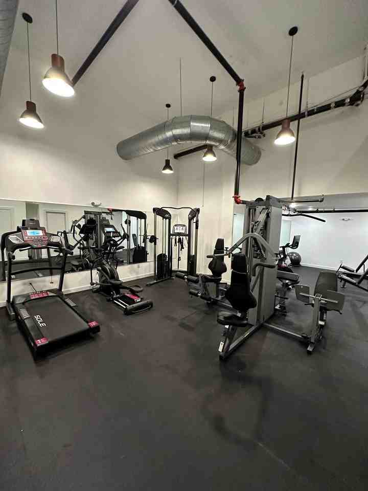 Bromley Dwelling - Photo 4 of 22