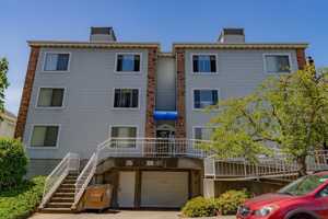 featured image of 4315 9th Ave Ne