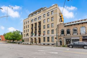 featured image of 600 Georgia Ave