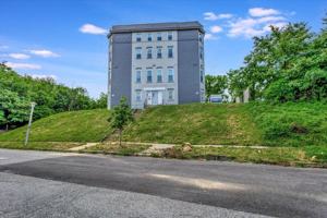 featured image of 3301 Elgin Avenue