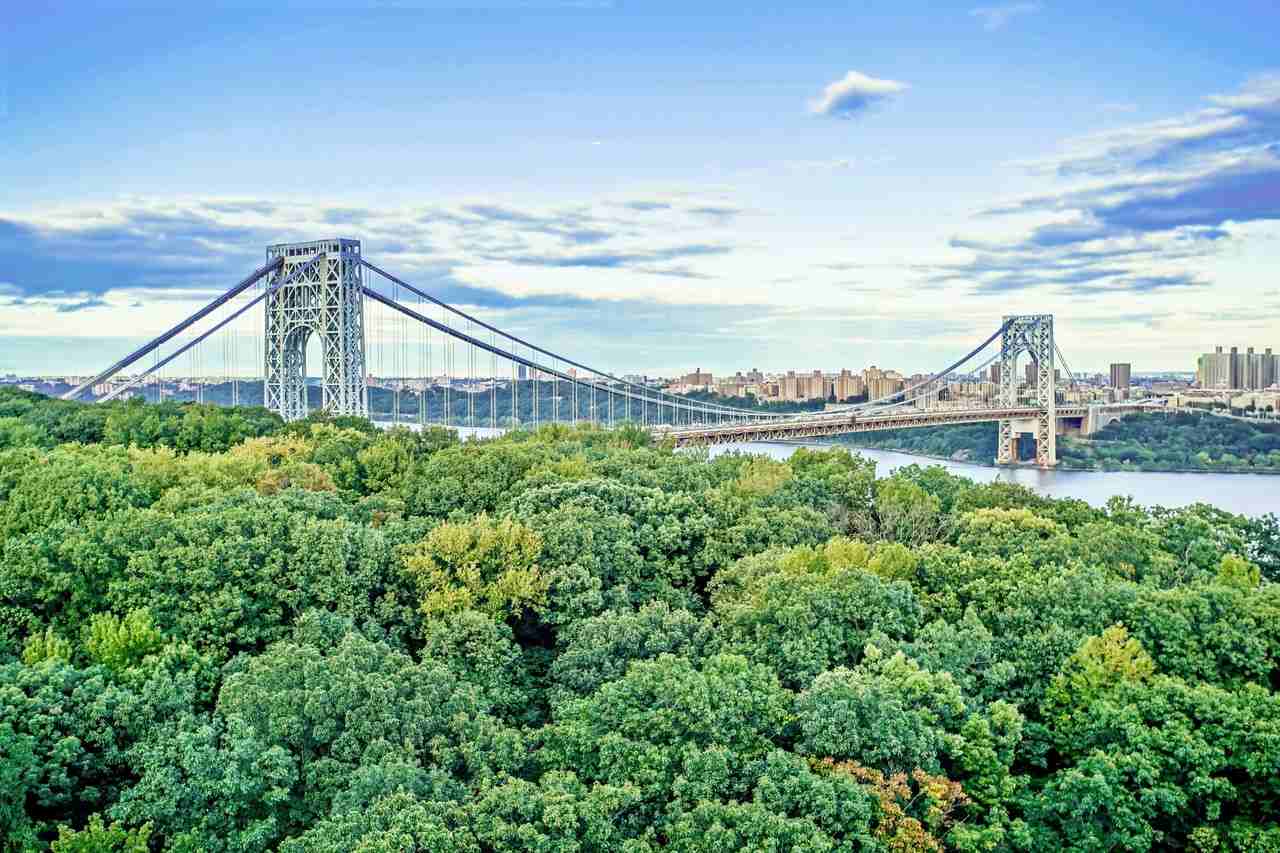 The Pinnacle Fort Lee - Photo 2 of 36