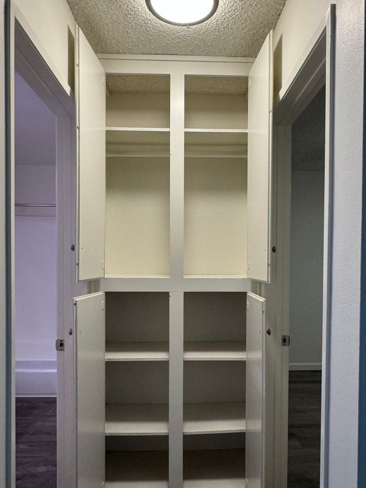 Third Ave - Photo 6 of 35