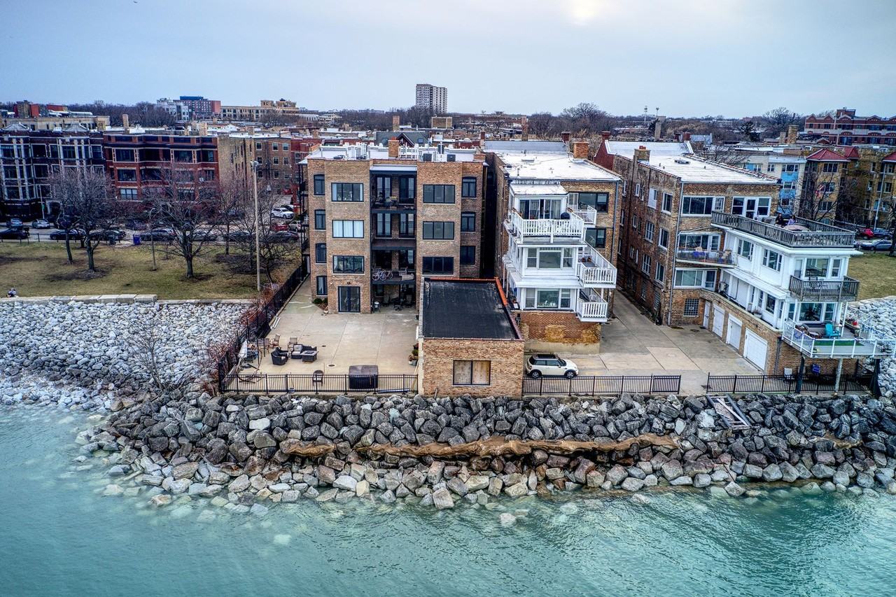 Experience Luxe Living on the Lake - Photo 2 of 3