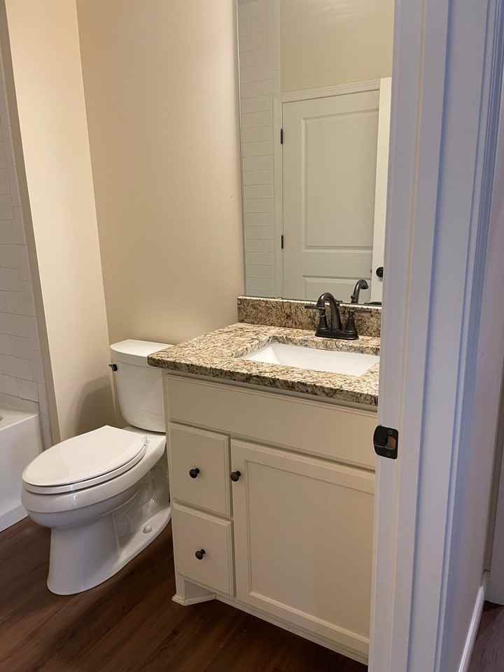 1209 High Street - Photo 4 of 6