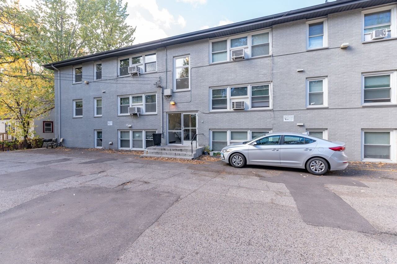 6715 Penn - Photo 2 of 8