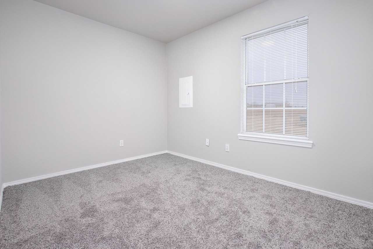 Buffalo Creek Apartment Homes - Photo 3 of 16