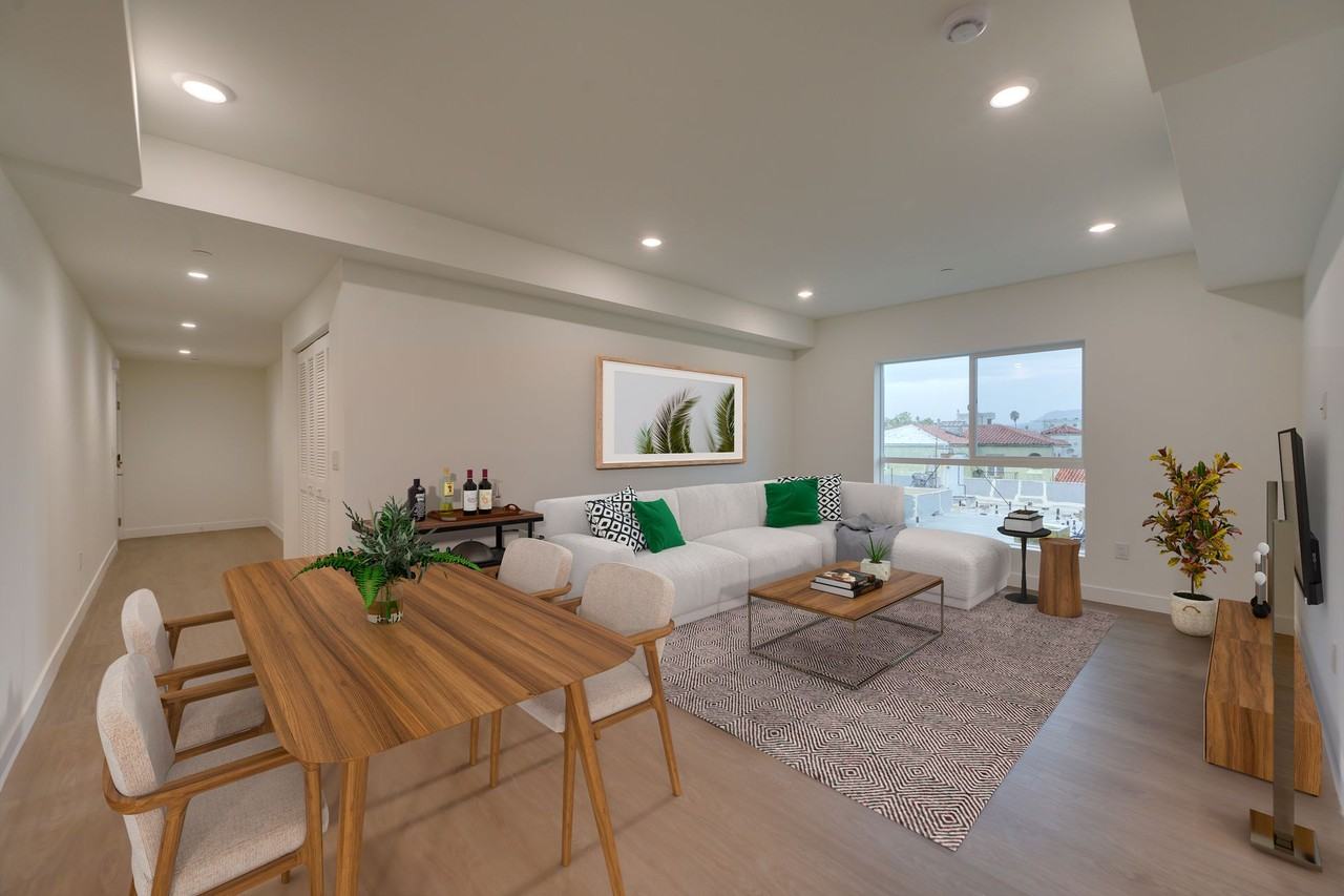 Pine on Gramercy - Photo 7 of 22