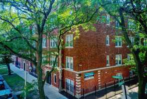 featured image of 7320 N Damen Ave