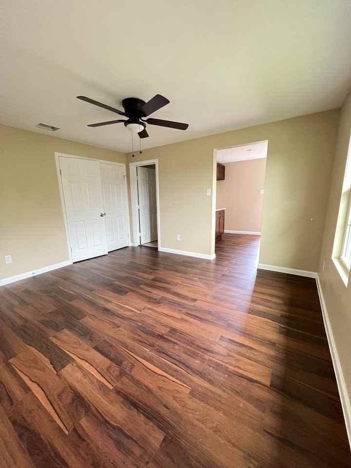 2801 6th Street - Photo 3 of 7