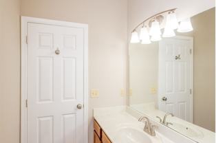 2 bedroom 2 bath Spacious Newburgh Apt. - Photo 1 of 1