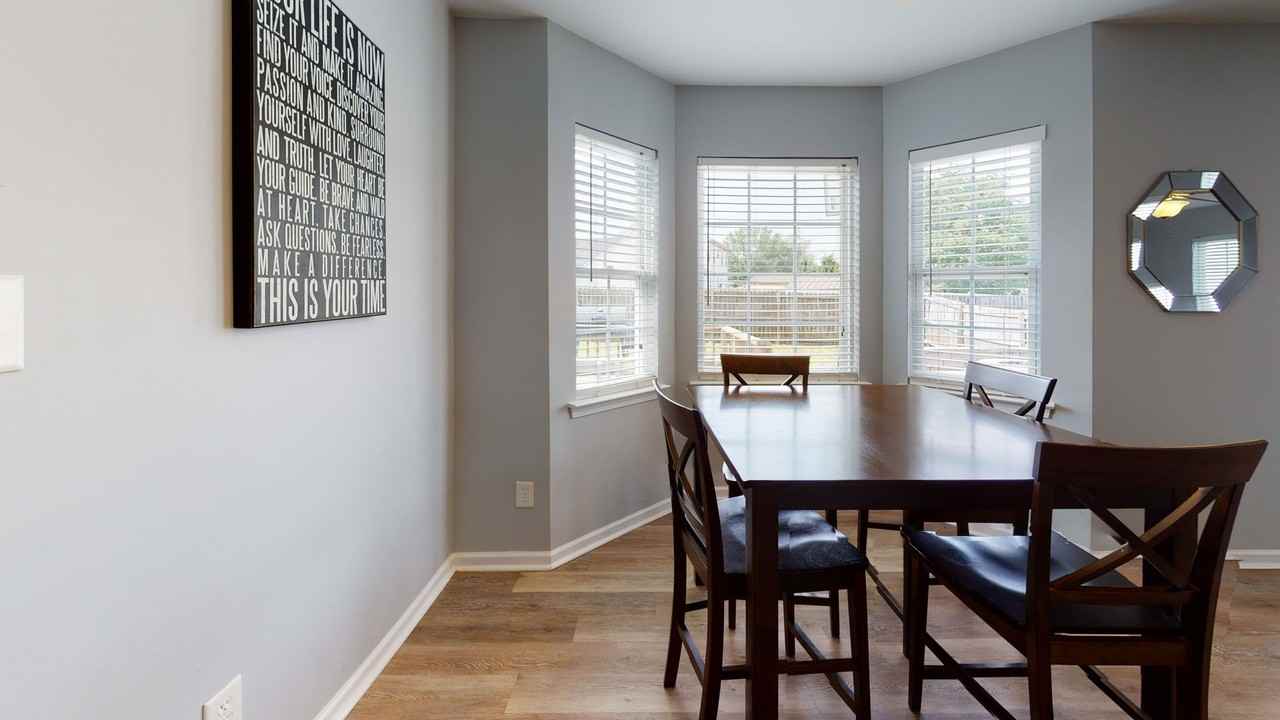 Walland - Photo 7 of 27