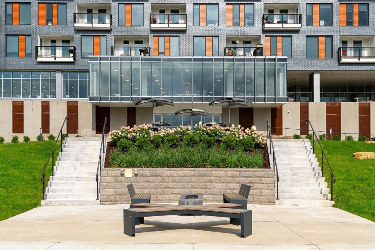 2 Russell Slade Blvd - Photo 3 of 15