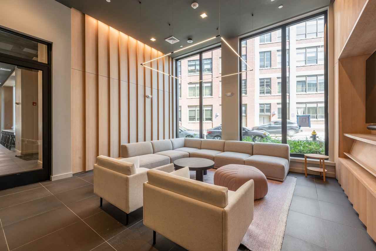 Zero Athens - Photo 5 of 50