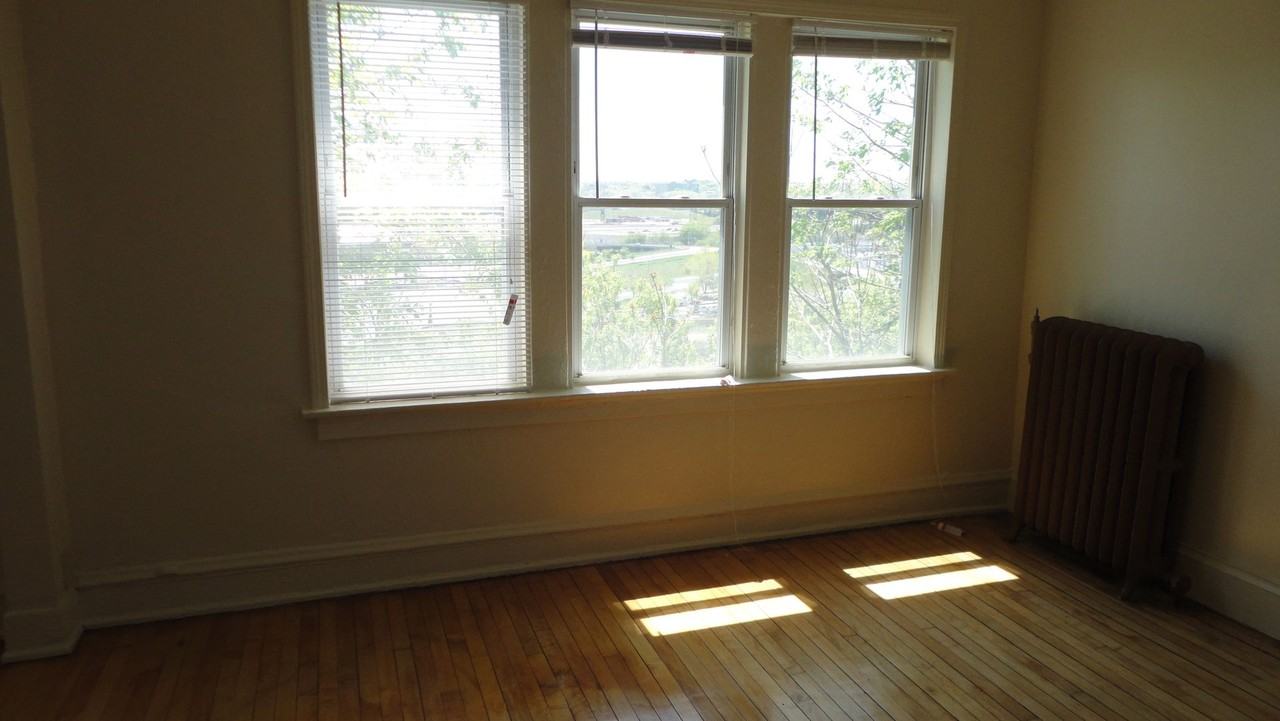 2319 W. Michigan St. - Photo 5 of 12