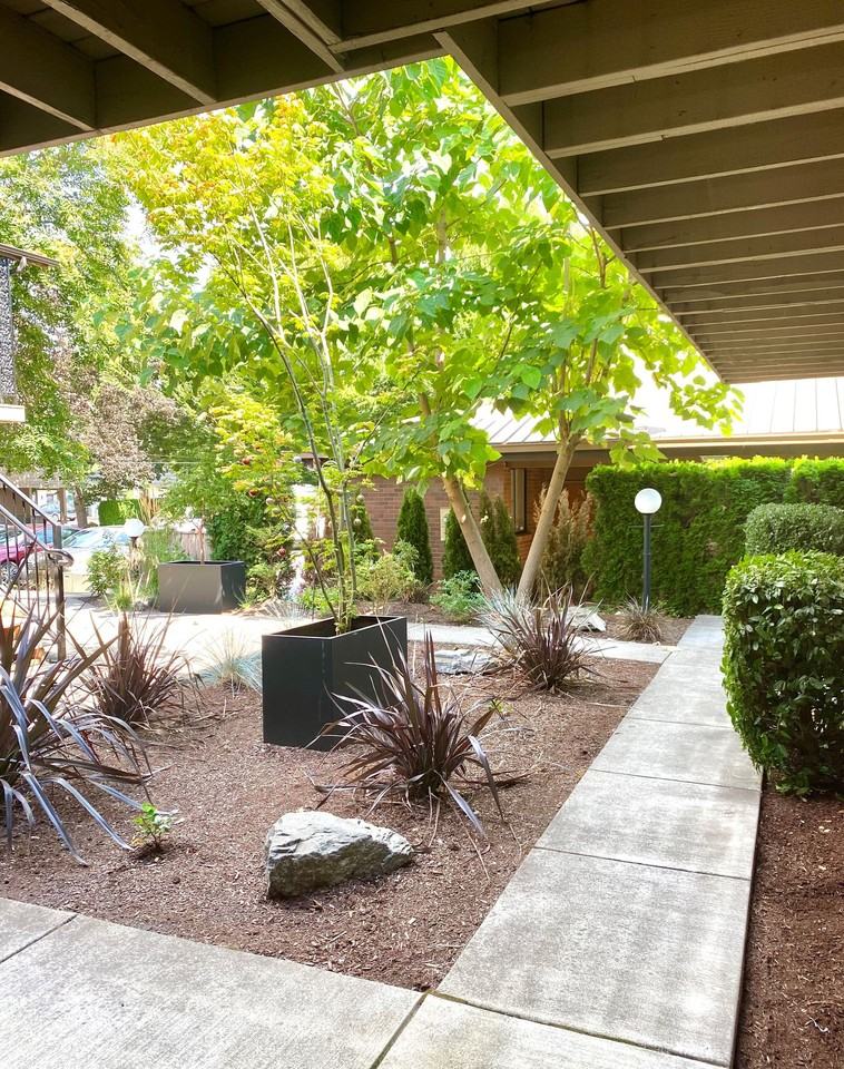 Bayberry Apartments - Photo 4 of 7