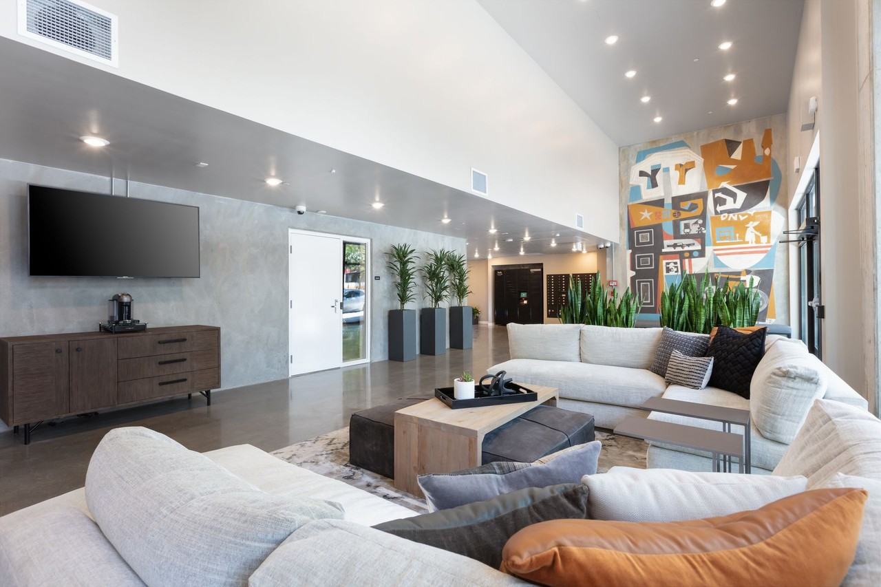 Updated modern building in Jack London Square! Pet Friendly! - Photo 3 of 17