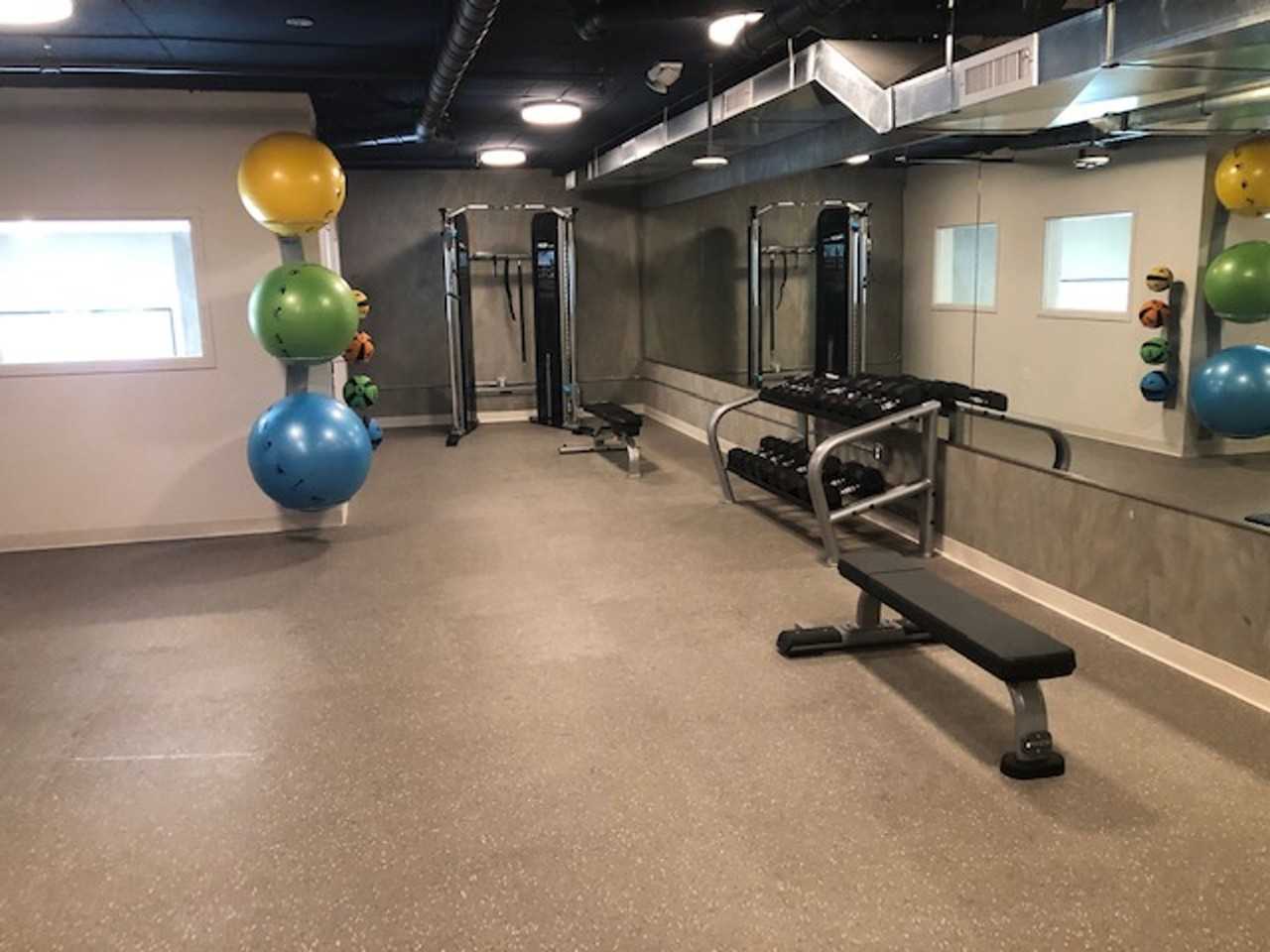 Updated modern building in Jack London Square! Pet Friendly! - Photo 7 of 17