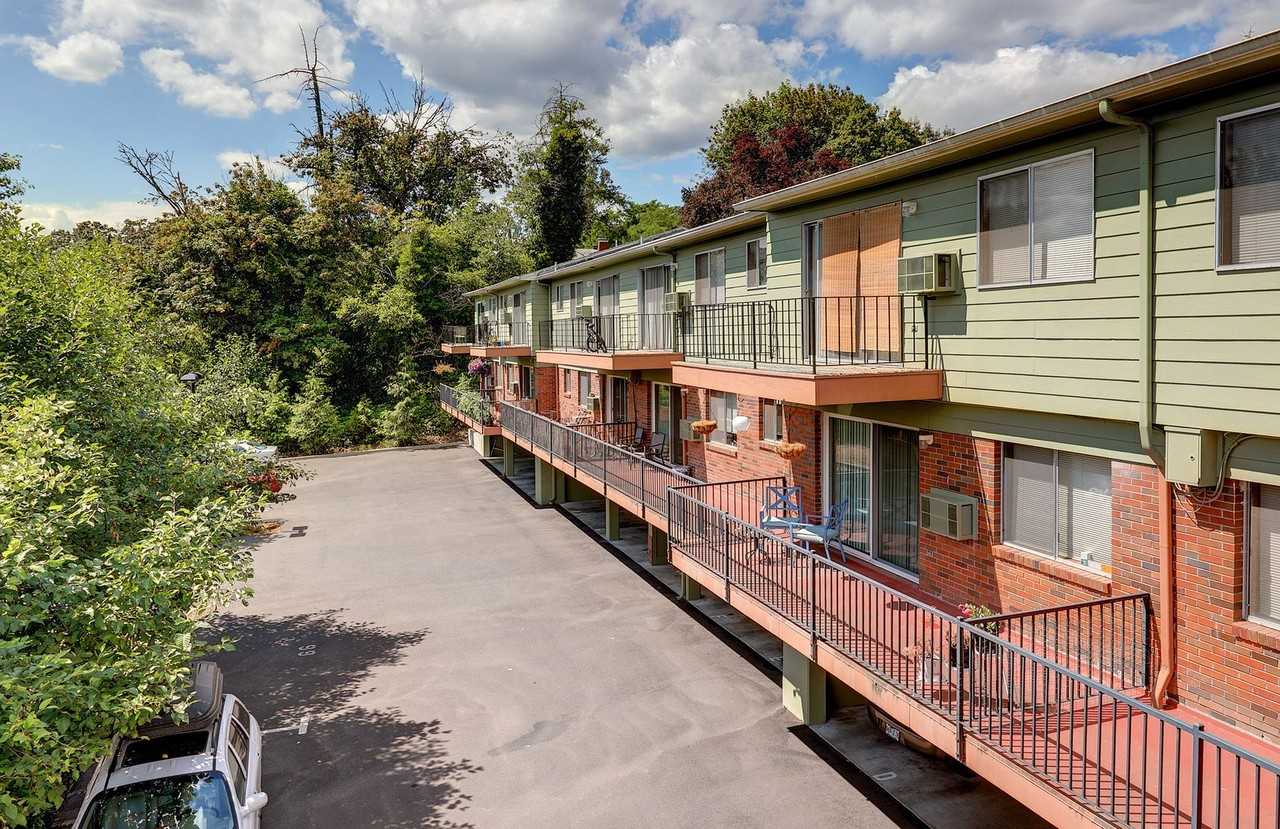 11850 SE 26th - Photo 6 of 6