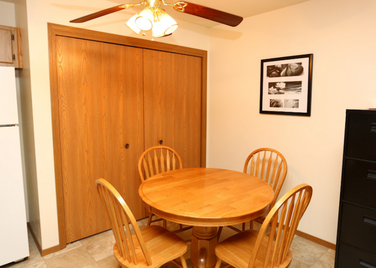 Metro Center Apartments - Photo 3 of 20