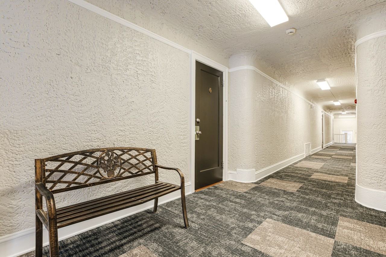 Frances Apts - Photo 5 of 34