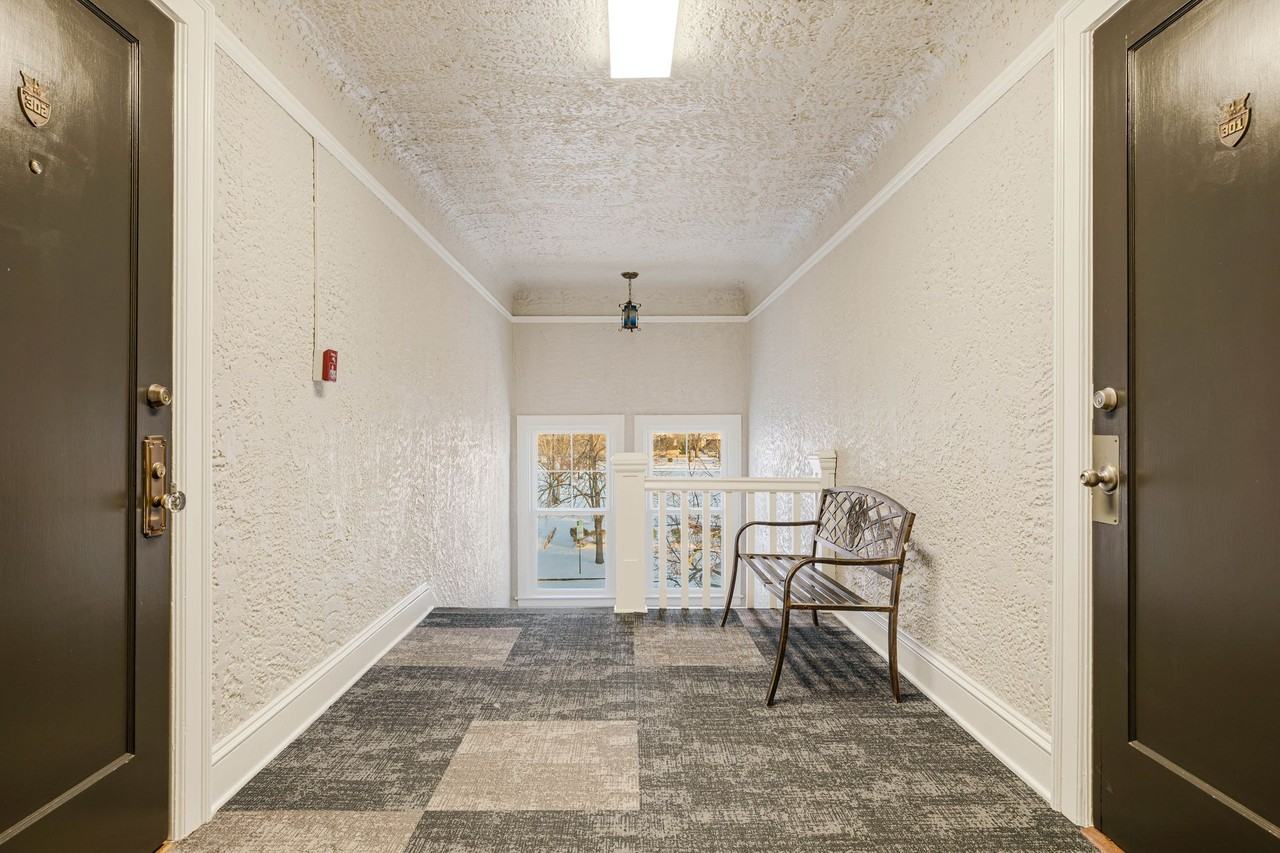 Frances Apts - Photo 7 of 8