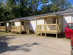 19 Hawthorne Ln - Photo 1 of 1