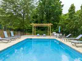 featured image of 403 3rd St Ne