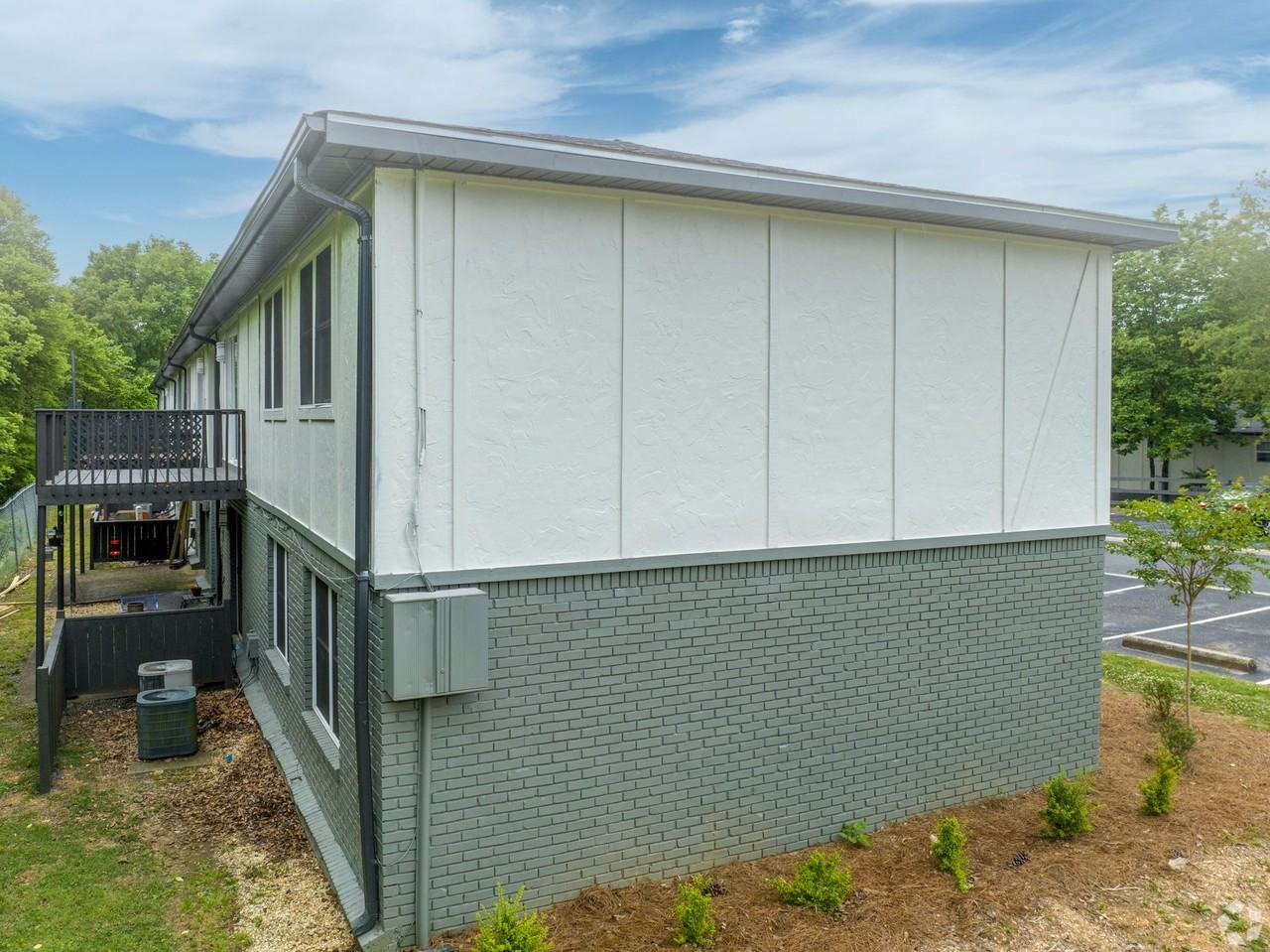 The View Apartments - Alabaster - Photo 4 of 20