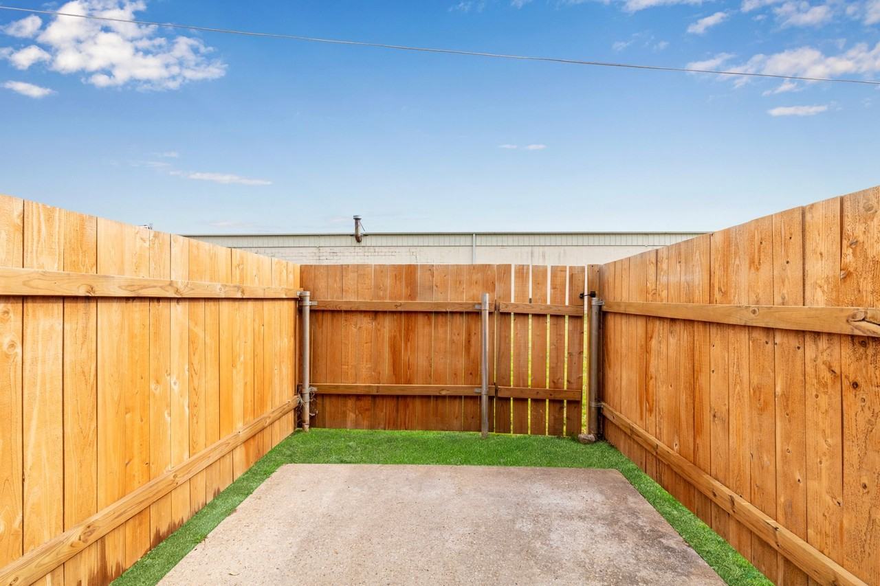 Cottage Row Apartments - Photo 6 of 6