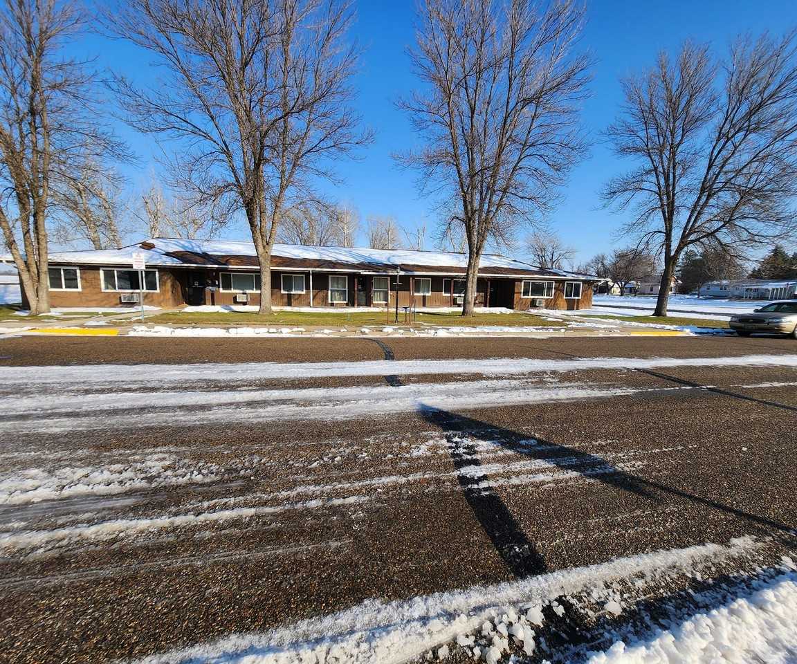 Great Stanton Location, Spacious 1 Bedroom 1 Bathroom Apartments, Pet Friendly - Photo 2 of 14