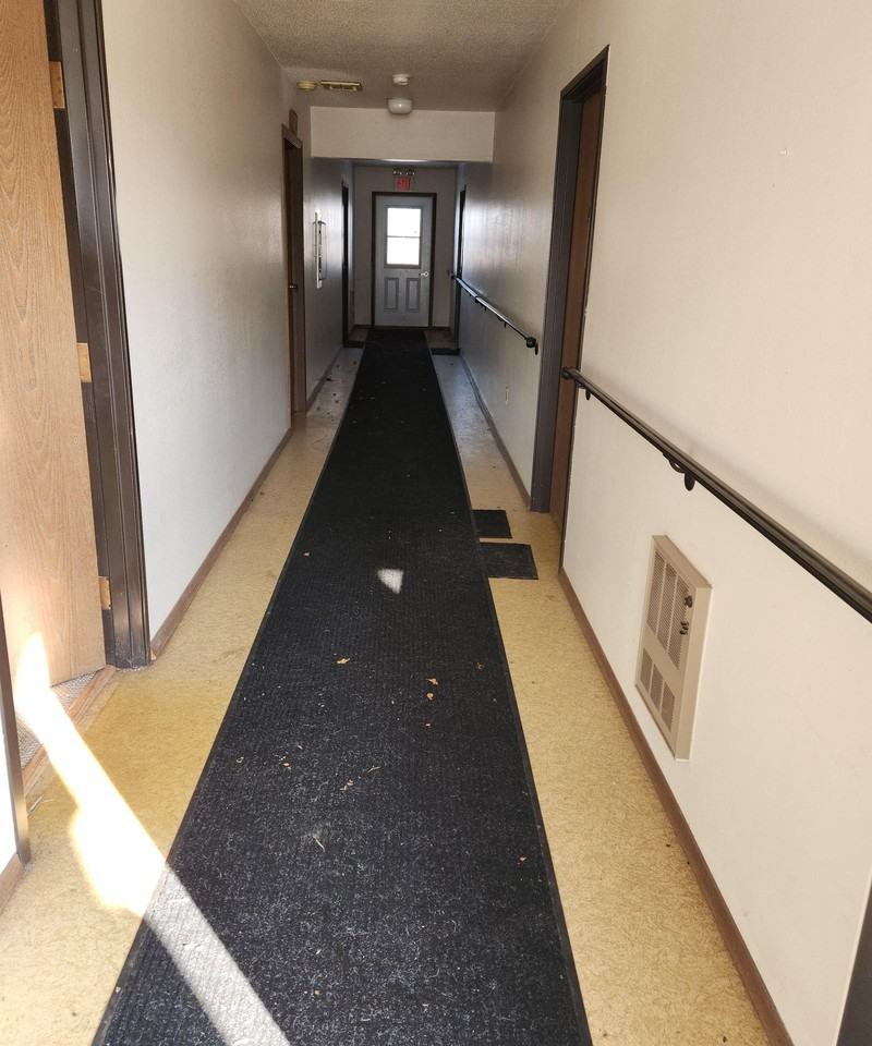 Great Stanton Location, Spacious 1 Bedroom 1 Bathroom Apartments, Pet Friendly - Photo 3 of 14