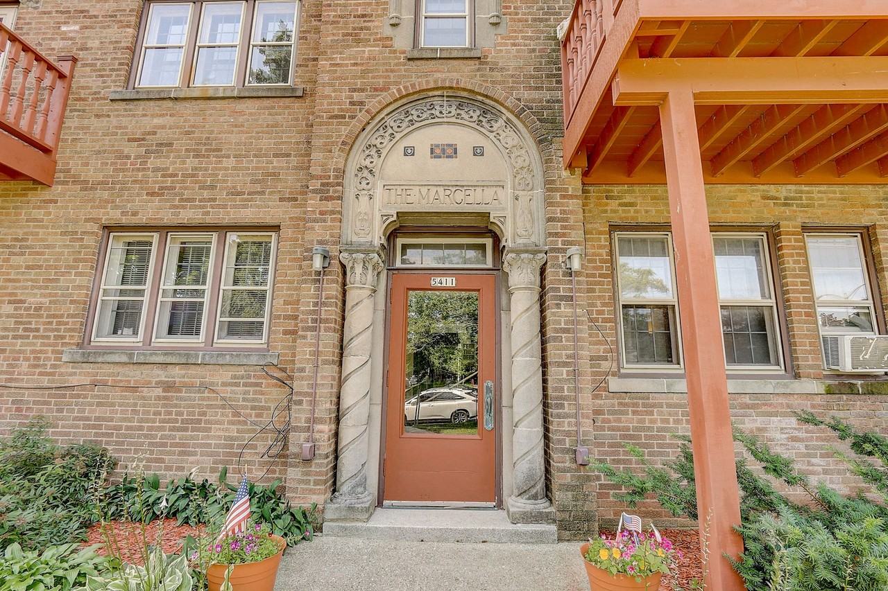 5411 W Wisconsin Ave - Photo 3 of 4