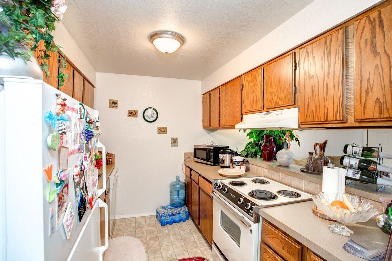 Maplewood West - Photo 6 of 24