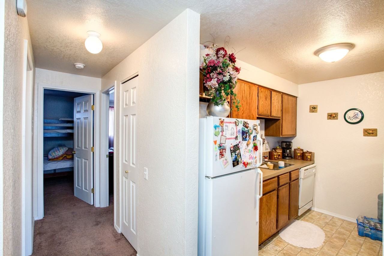 Maplewood West - Photo 7 of 26