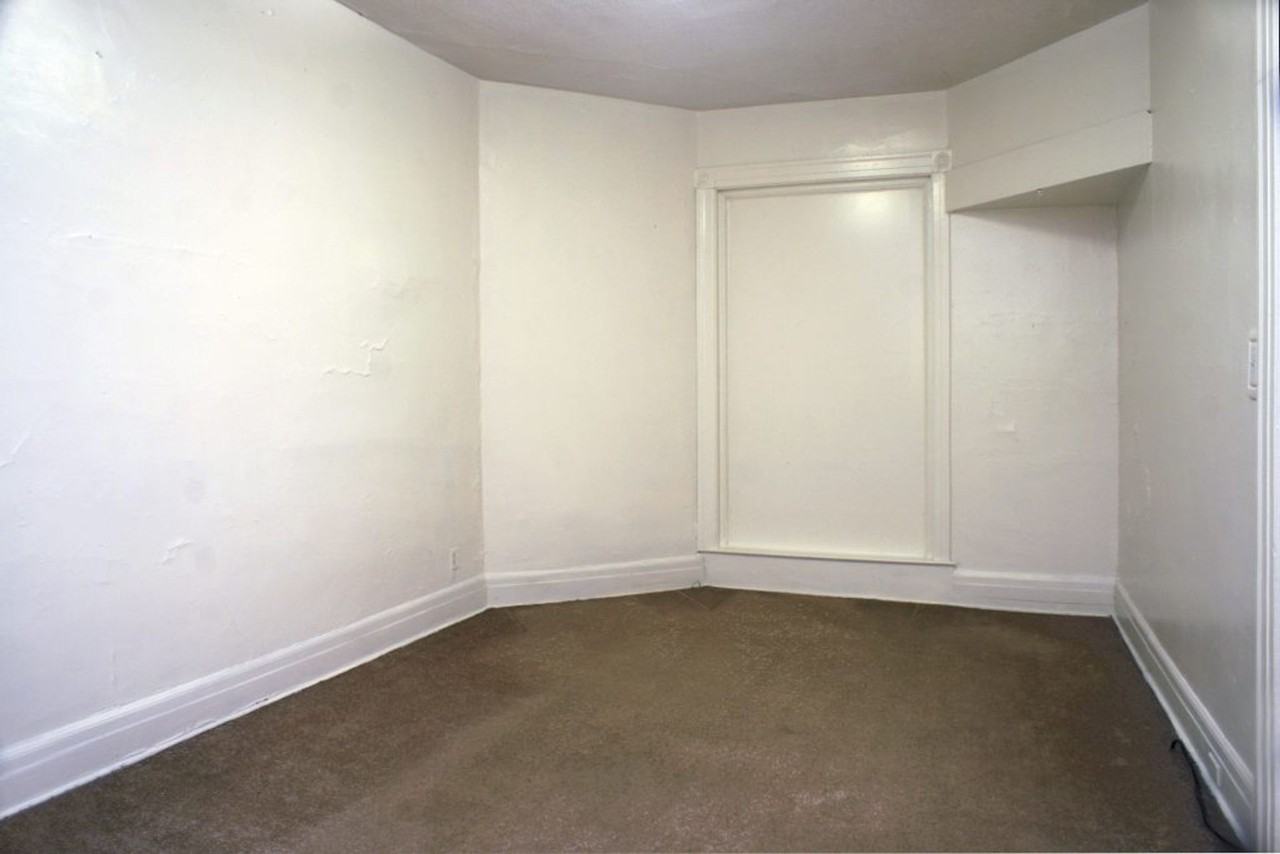 Oakland Bates Apartments - Photo 5 of 33