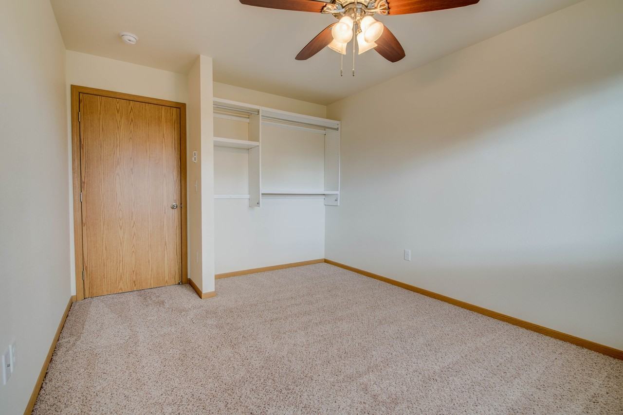 Beaver Suites - Photo 2 of 11