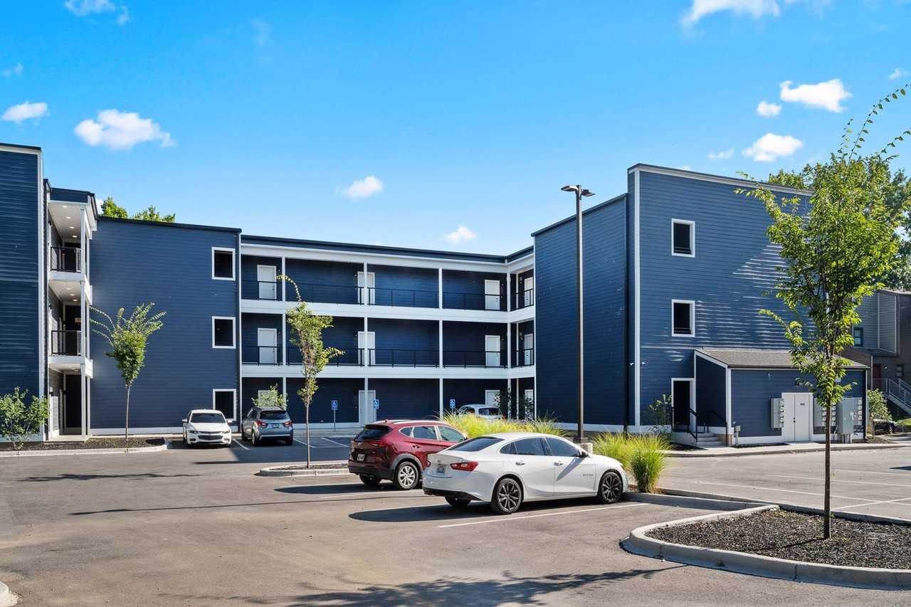 THE SHELBY - Photo 4 of 48