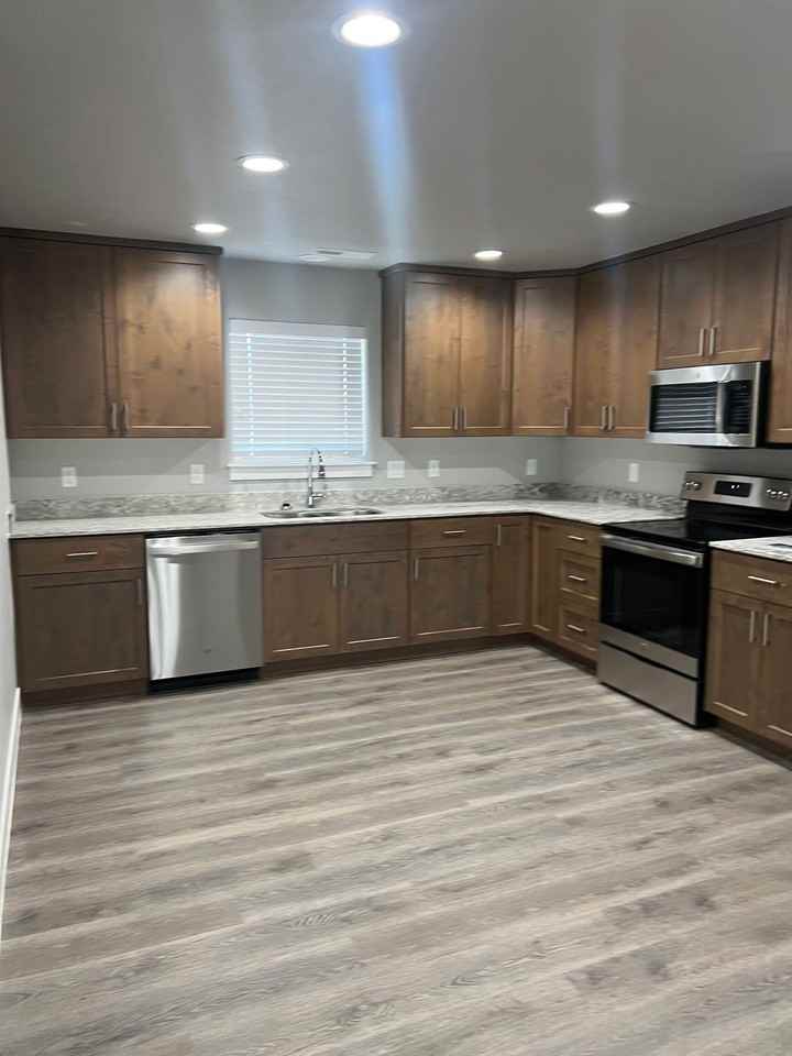 500 N Apartments - Photo 4 of 13