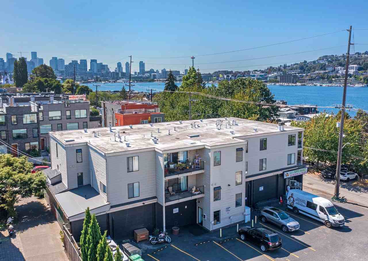 Pete's Market - Photo 2 of 4