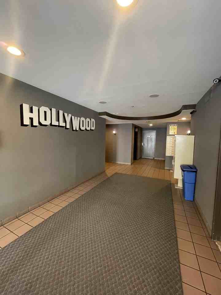 las123 - Photo 2 of 2