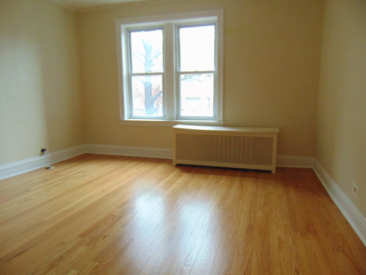 8219 South Eberhart Avenue #3 - Photo 4 of 18