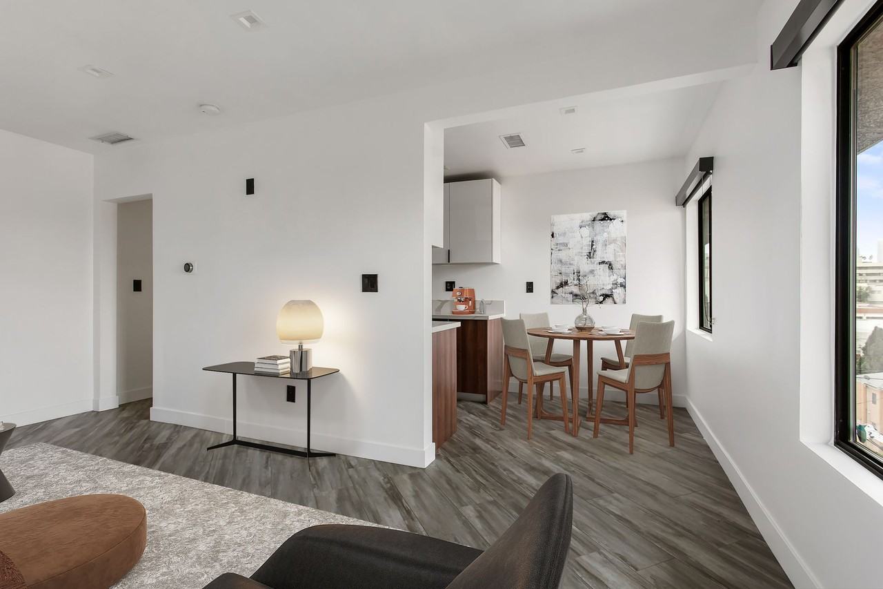 230 S Carondelet Street - Photo 2 of 16