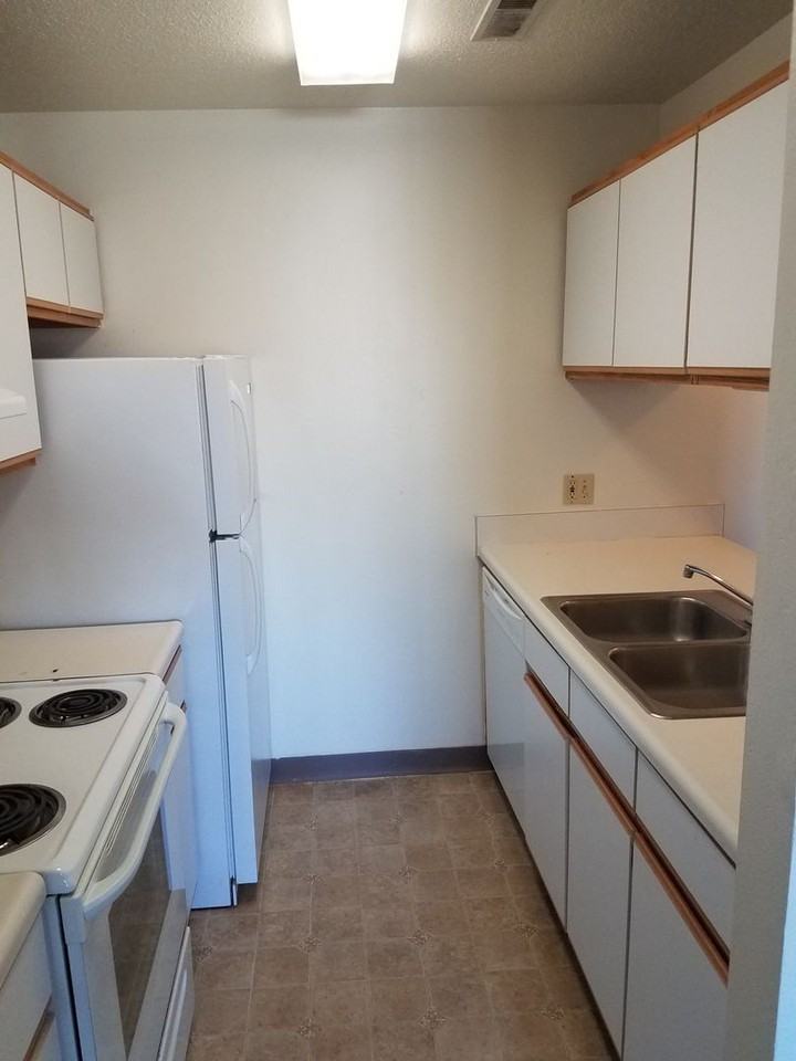 Lillienthal - Photo 2 of 12