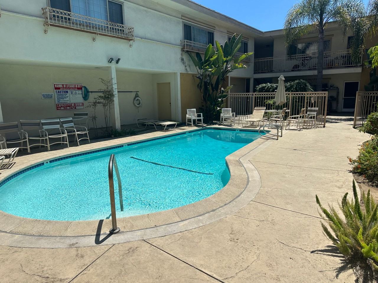 m8306 - Photo 4 of 6