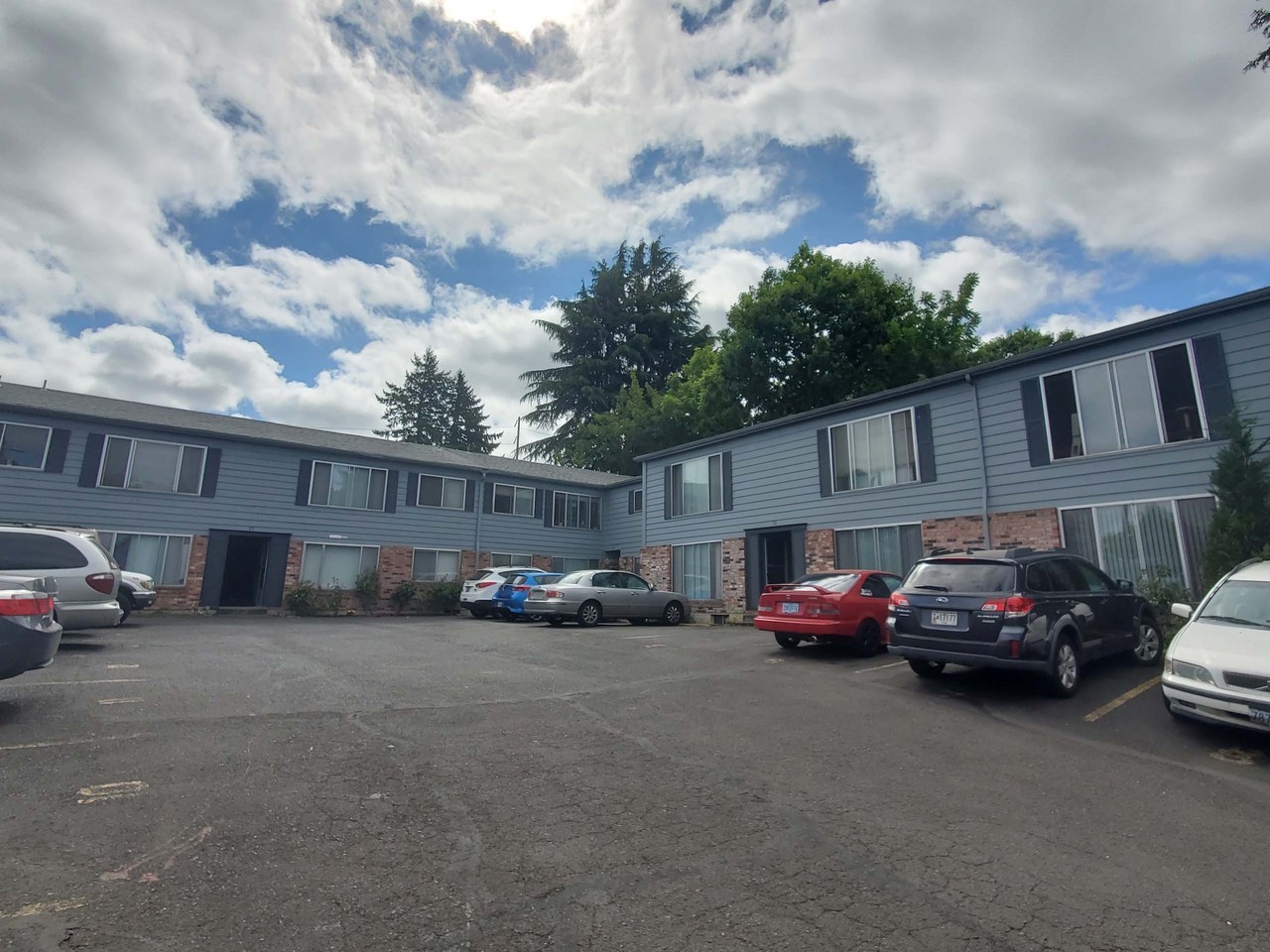 TERRA--* - Photo 2 of 3